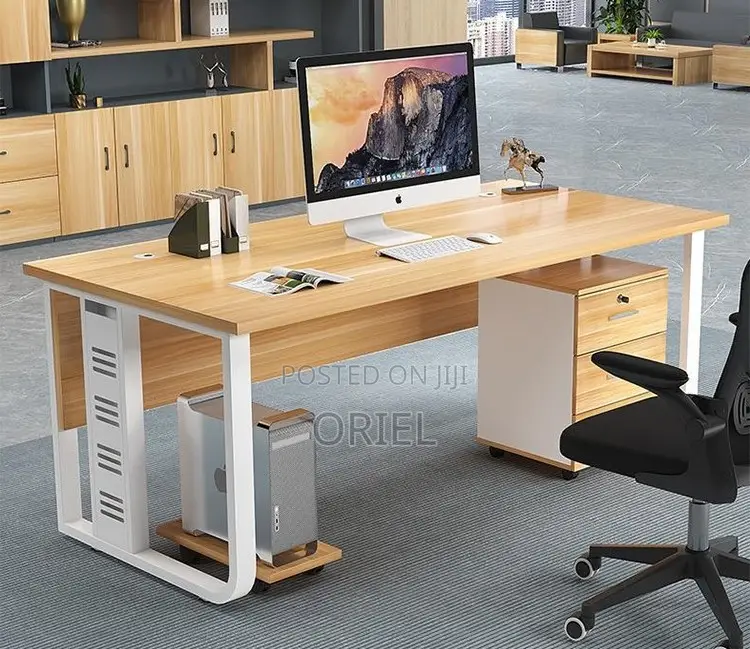 Office Desk : Classic Metal Frame Executive Minimalists Office Desk