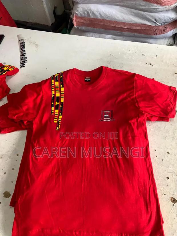 Quality Customized Round Neck T-Shirts. - thumbnail 2