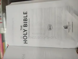 NKJV Holy Bible . Giant Print Easily Readable