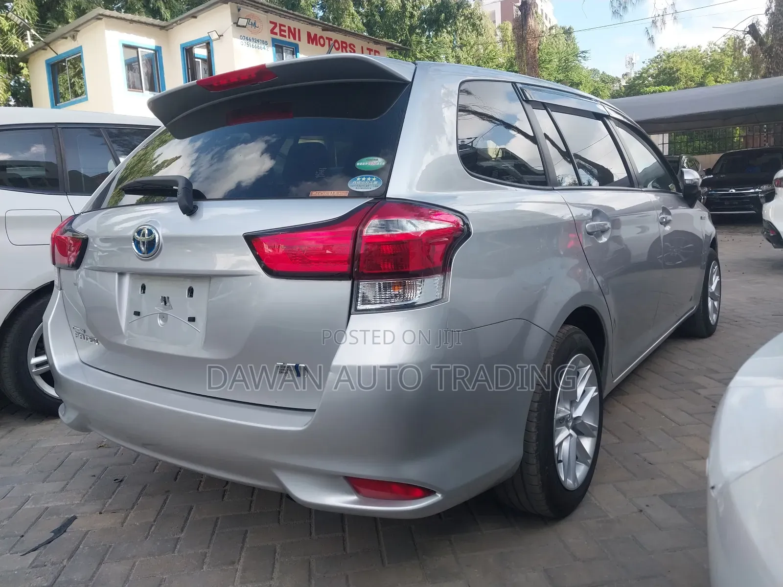 Toyota Corolla Fielder 2019 Silver