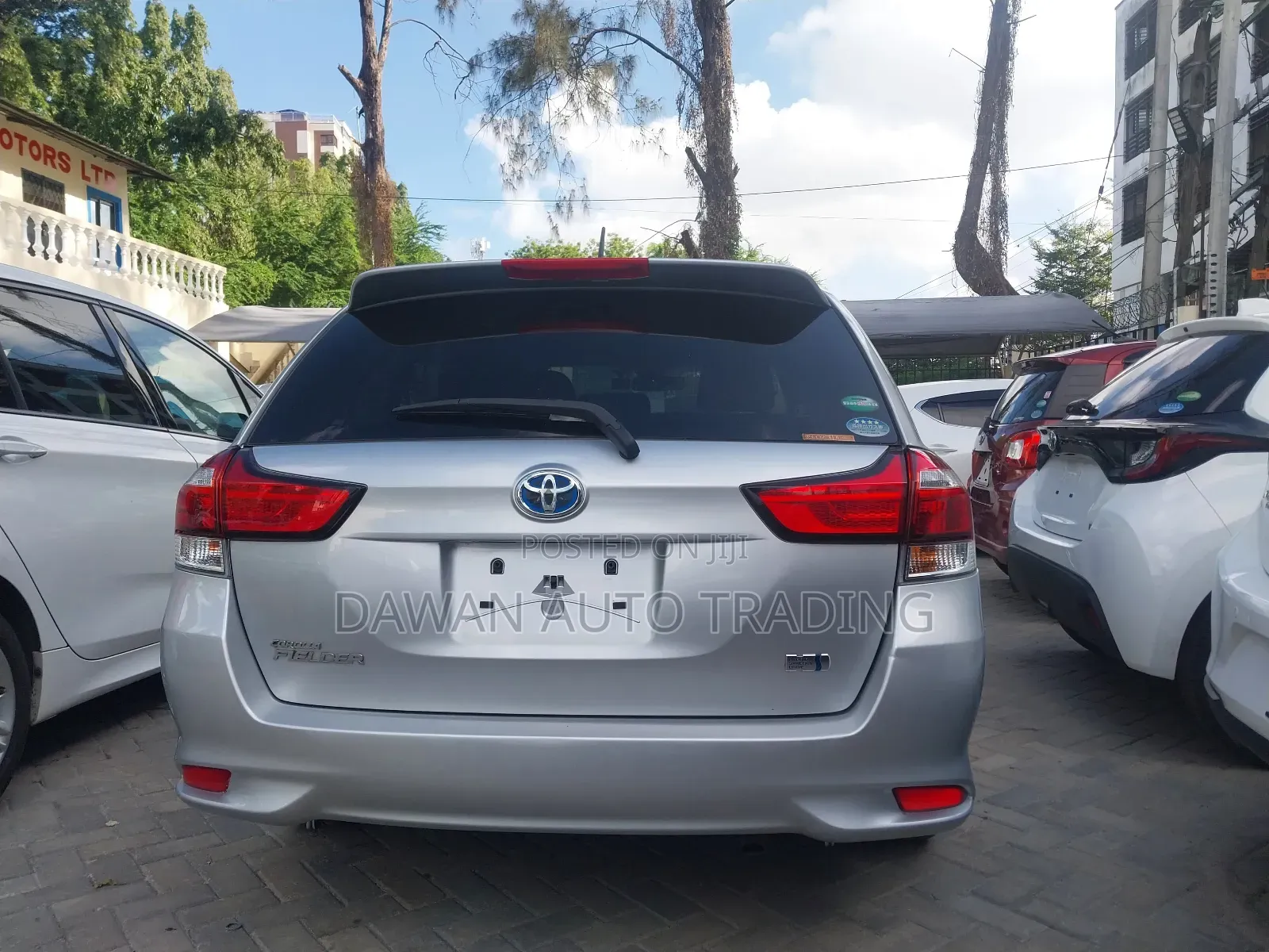 Toyota Corolla Fielder 2019 Silver