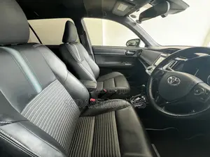 Toyota Corolla Fielder 2020 Matt Black