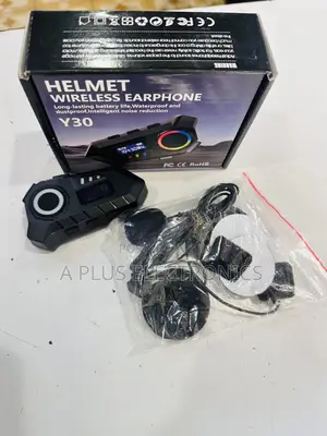 Y30 Helmet Wireless Earphone – Clear Sound Easy Controls for Riders