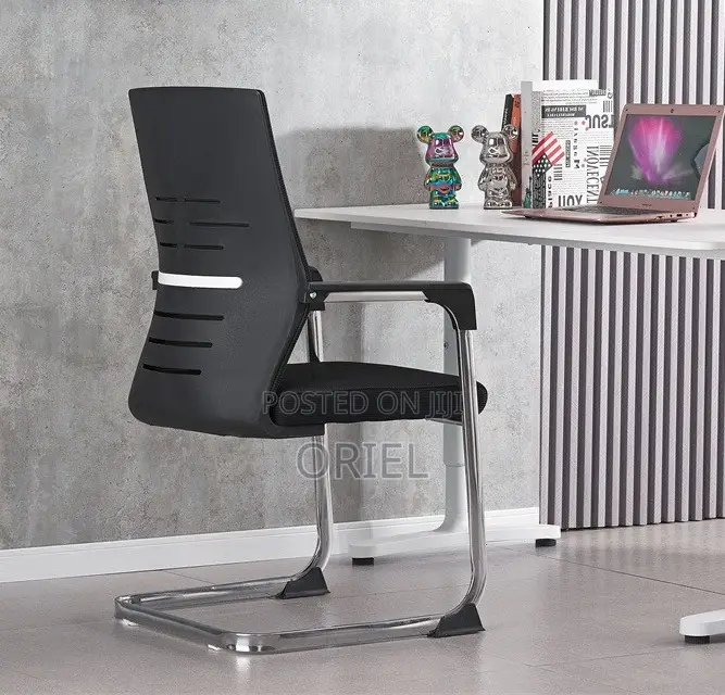 Office Chair : Chrome Base Office Visitor Chair