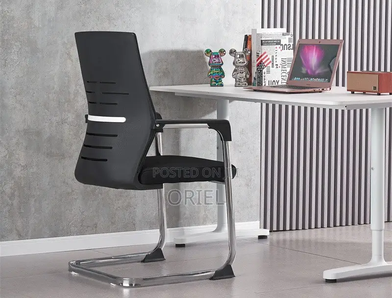 Office Chair : Chrome Base Office Visitor Chair