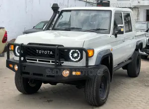 Toyota Land Cruiser 2019 Off white