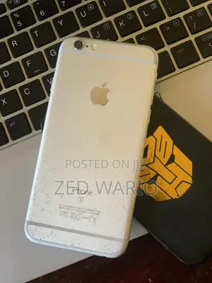 Apple iPhone 6s 64 GB White