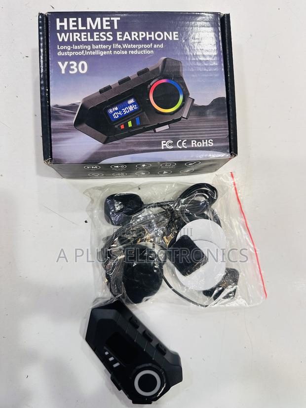 Y30 Helmet Wireless Earphone – Hands-Free Calls While Riding