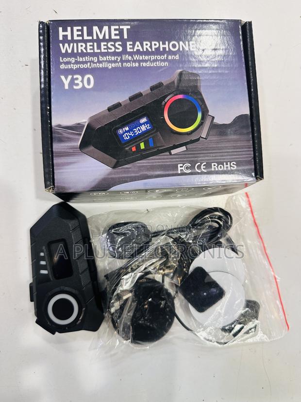 Y30 Helmet Wireless Earphone – Hands-Free Calls While Riding - thumbnail 3