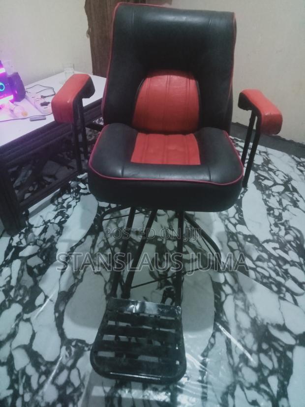 Barber Chair
