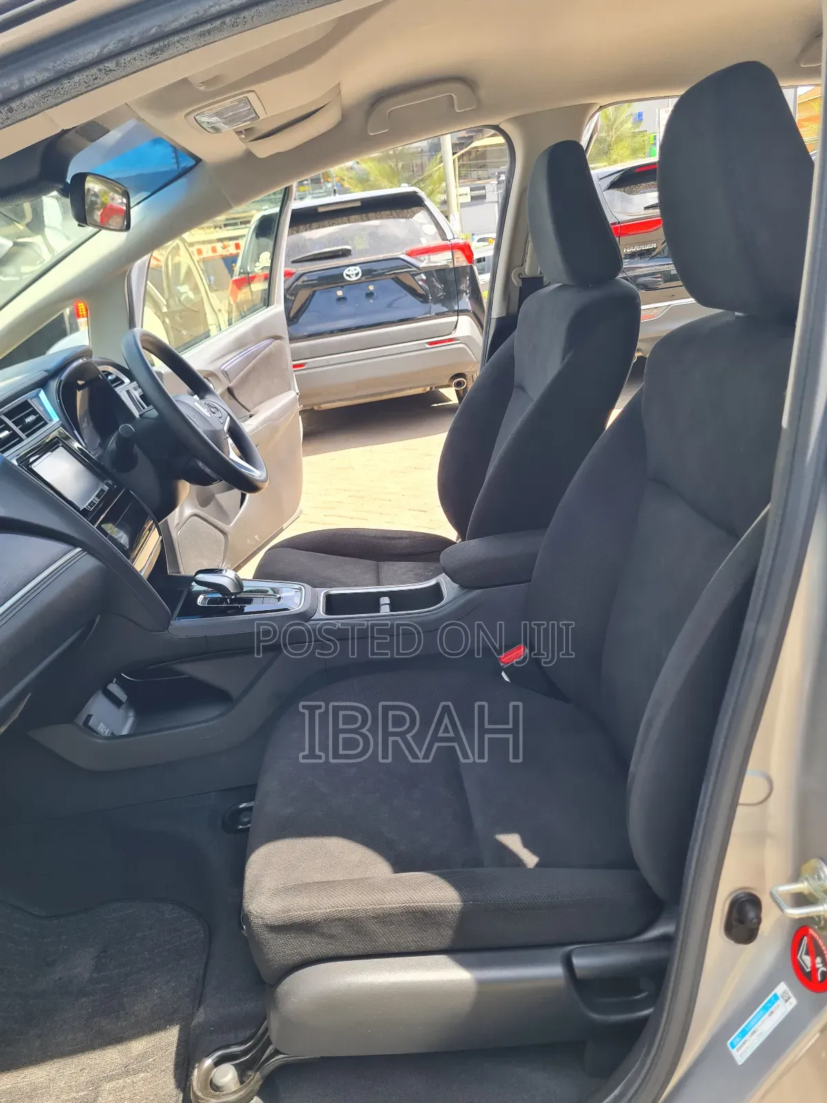 Honda Fit Shuttle 2019 Silver