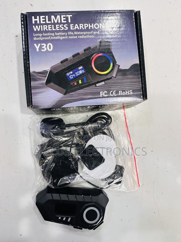 Y30 Helmet Wireless Earphone – Perfect for Bikers Cyclists - thumbnail 2