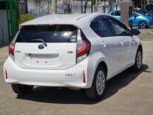 Toyota Aqua 2019 White