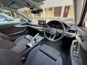 Audi A4 2018 Silver