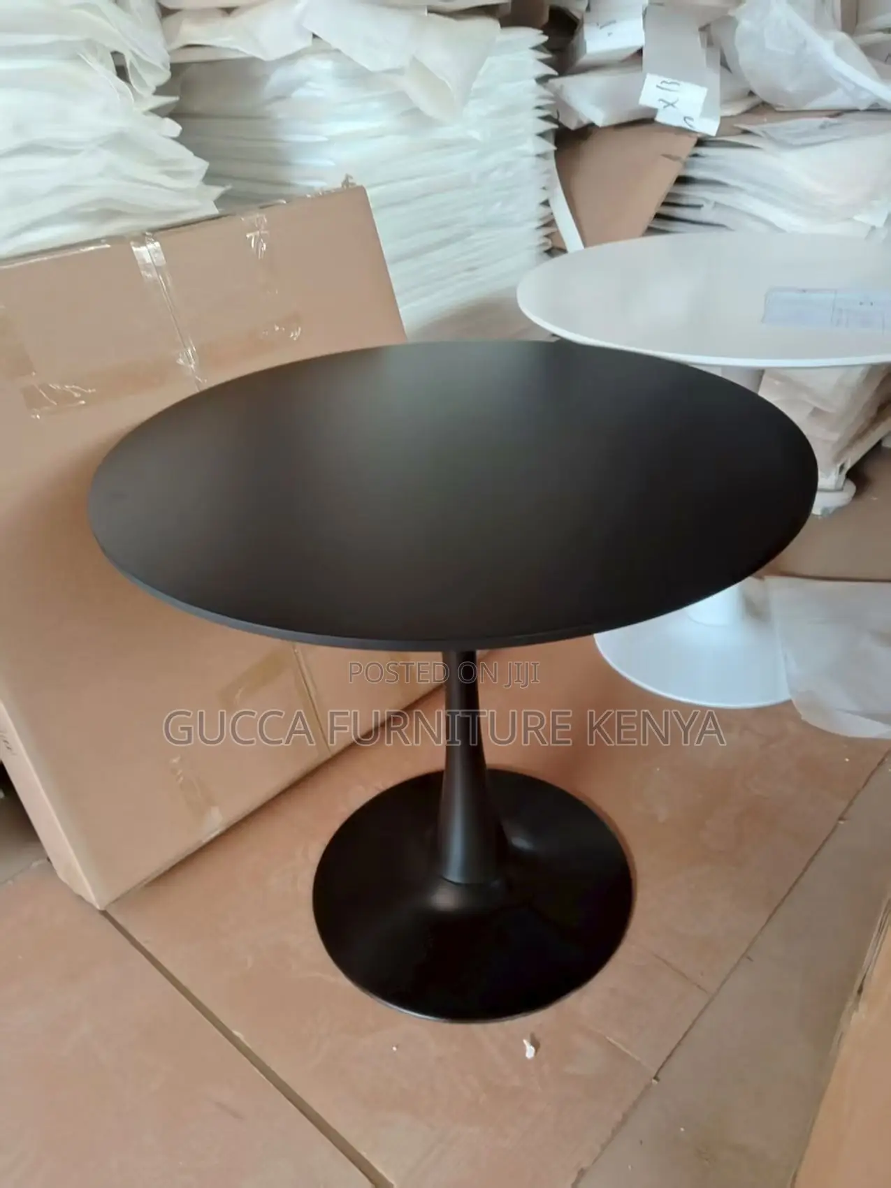 Tulip Style Kitchen Round Dining Table