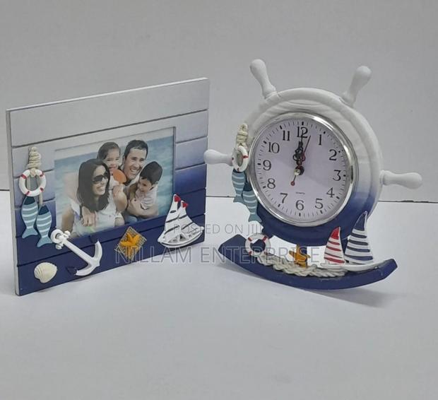 Wooden Photo Frame + Swing Clock Ornament ~2 in 1