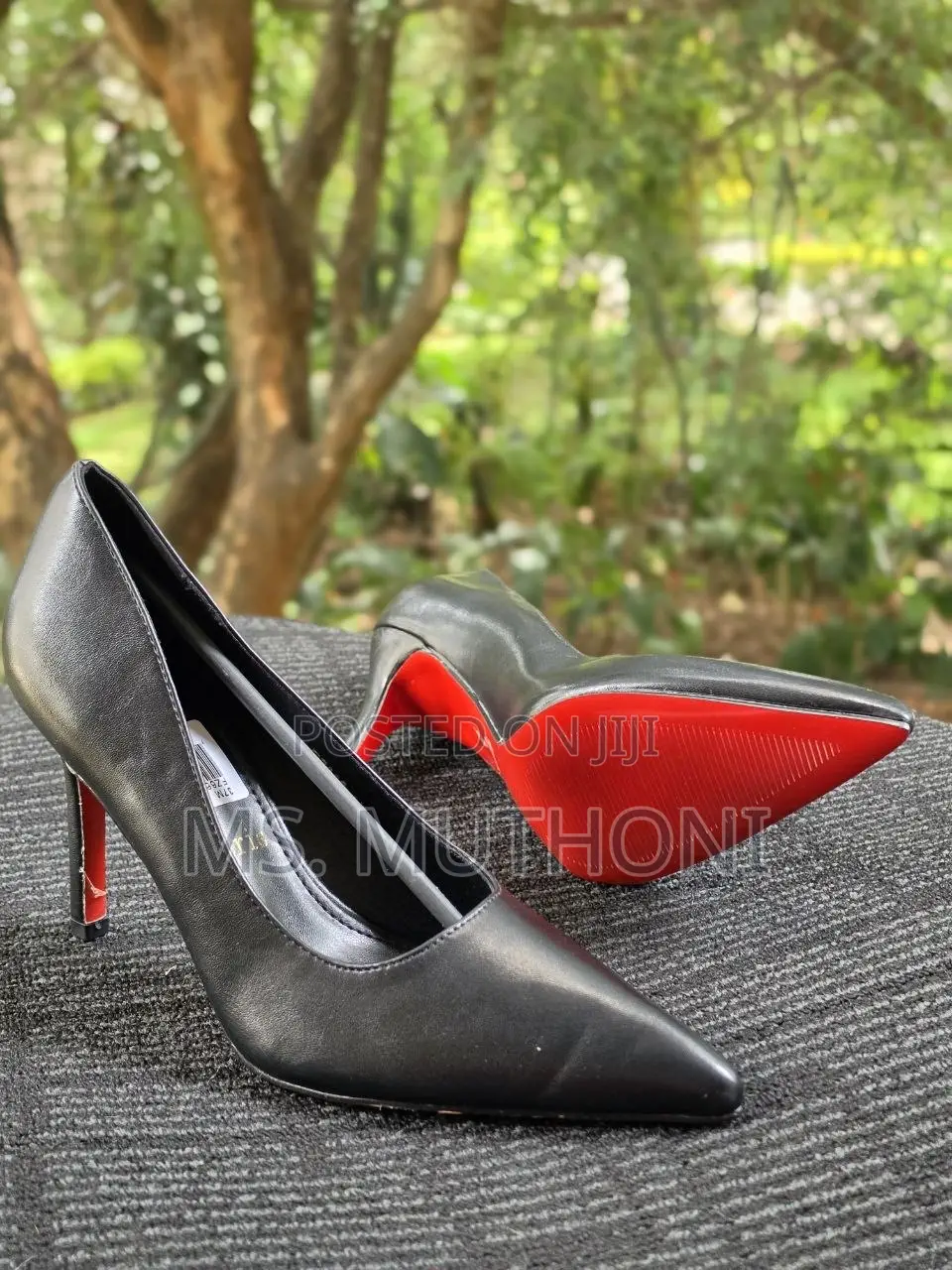 Classic Pointed-Toe Stiletto Red Bottom Pumps