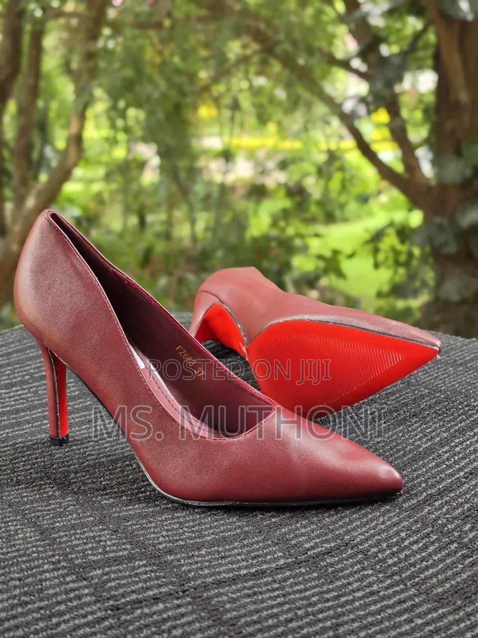 Classic Pointed-Toe Stiletto Red Bottom Pumps