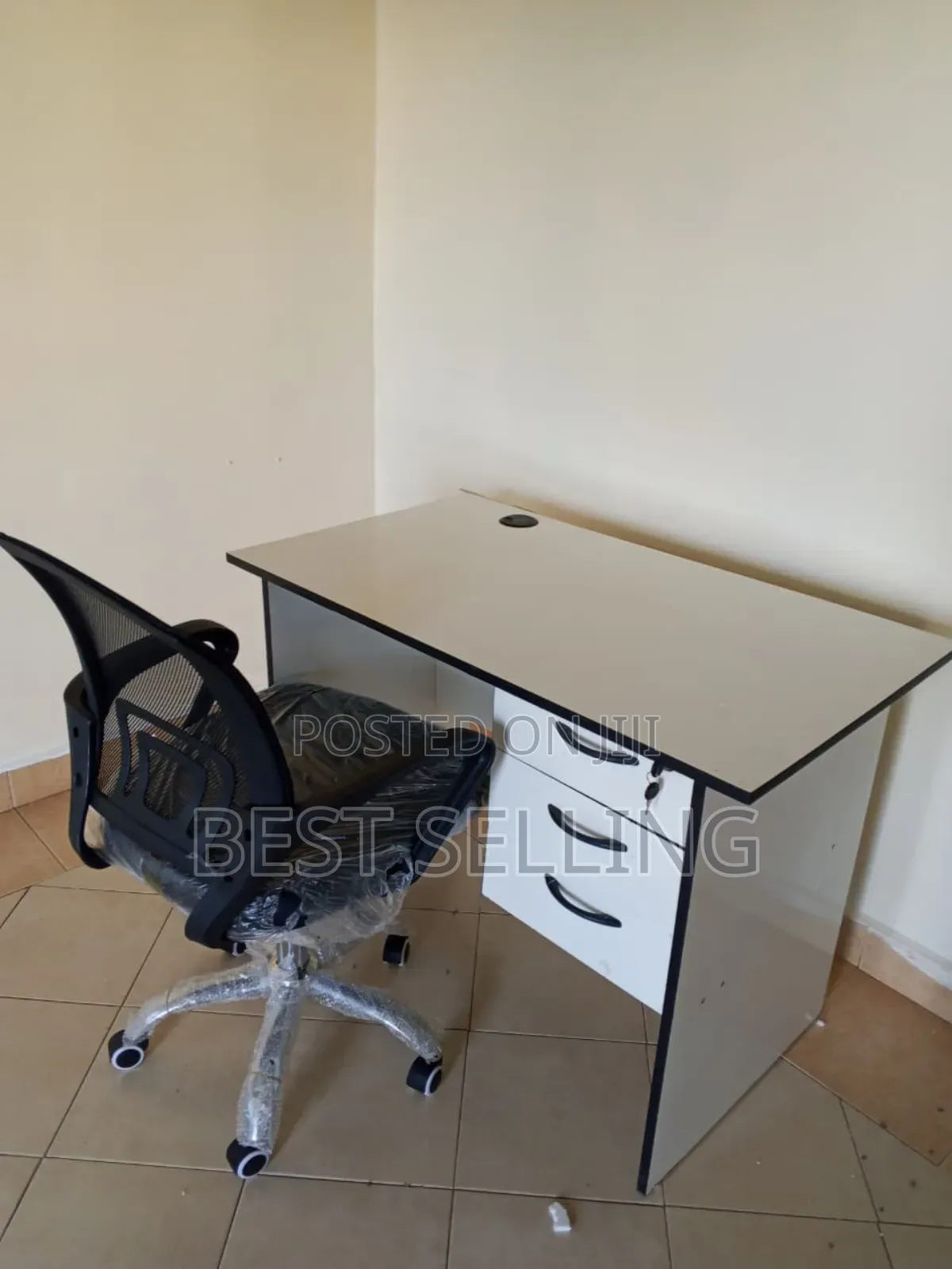 Happy Client Office Desk and Chair