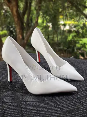 Official / Casual Wear Red Bottoms Pumps / Heels