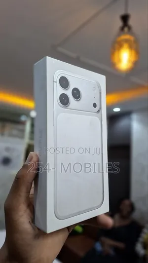 New Apple iPhone 17 Pro Max 512 GB Silver