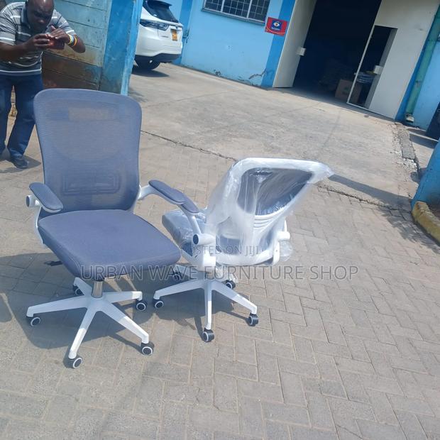 Executive Mesh Chair