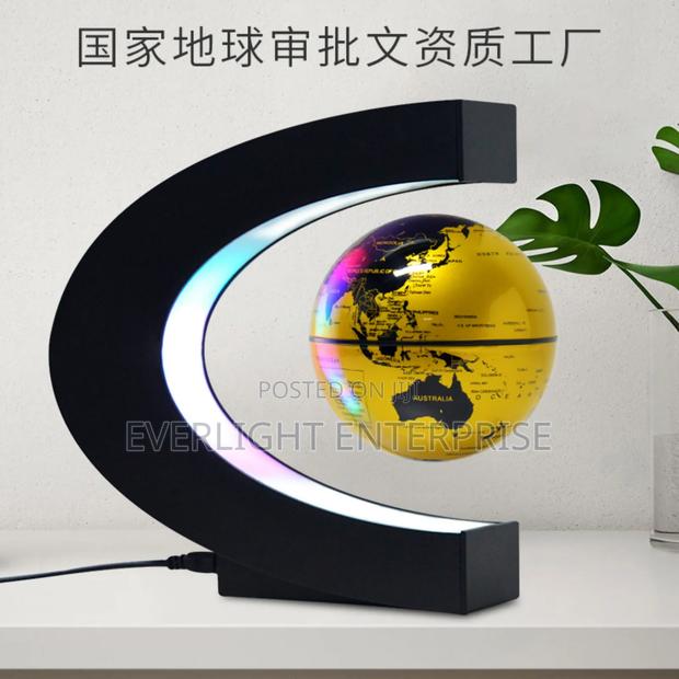 Magnetic Floating Globe With World Map - main view
