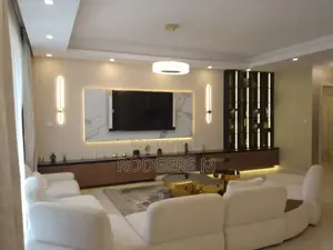 4bdrm Duplex in Parklands/Highridge for rent