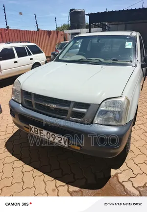Isuzu D-MAX 2014 White