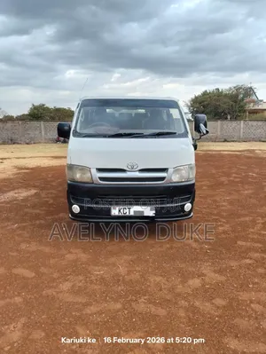 Toyota HiAce 2012 White
