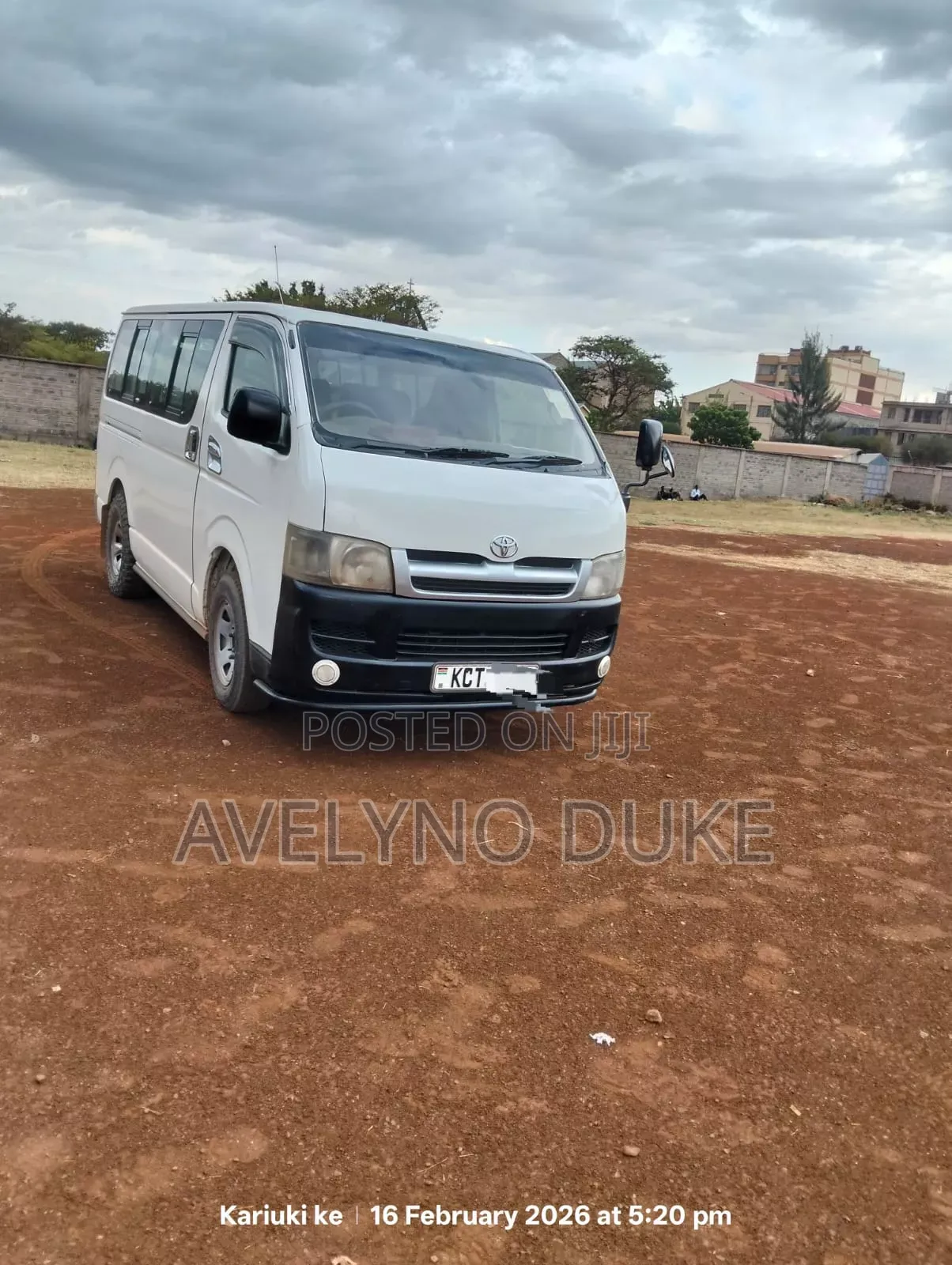 Toyota HiAce 2012 White