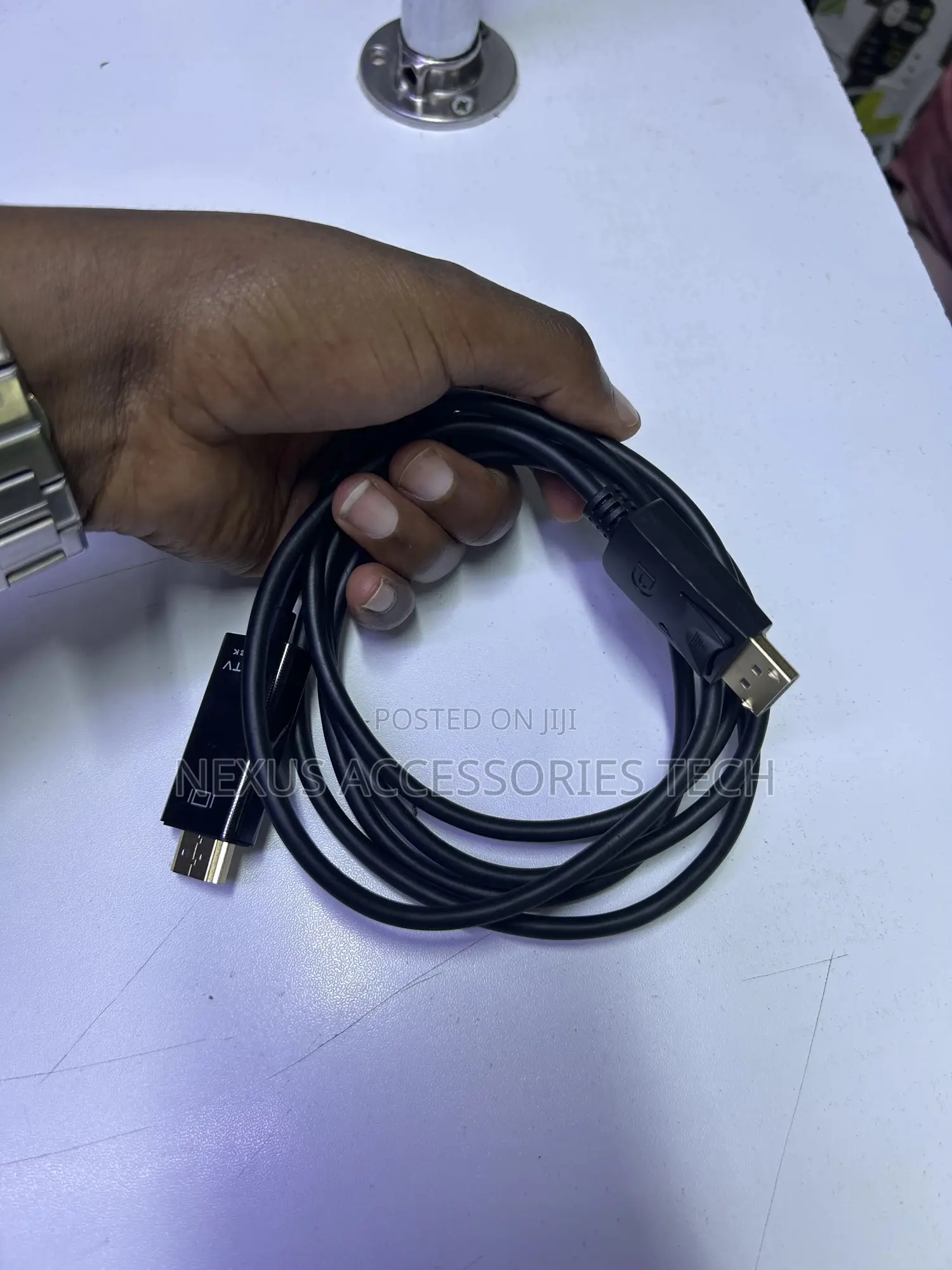 Displayport to Hdmi Adapter – 60hz – Plug Play