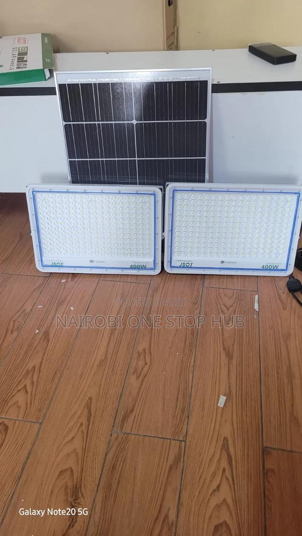 2-in-1 Solar Floodlight (400w + 400w) – - main view