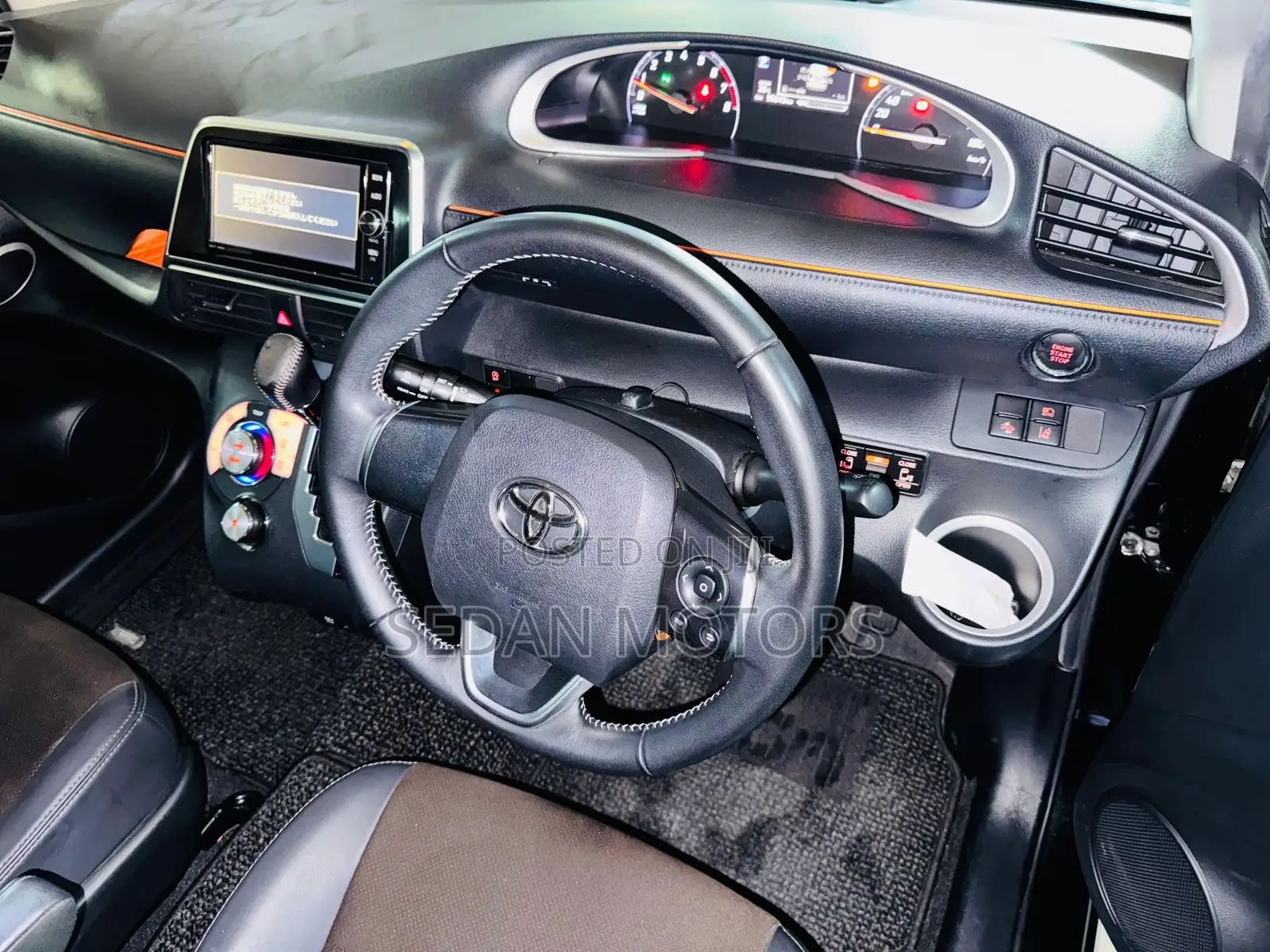 Toyota Sienta 2019 Black