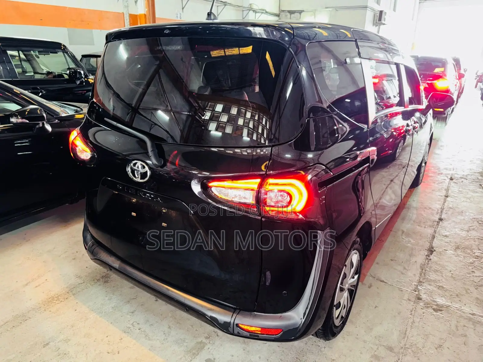 Toyota Sienta 2019 Black