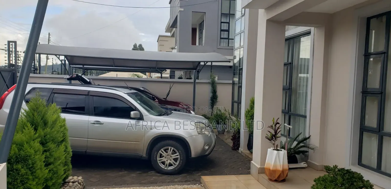 Furnished 4bdrm Maisonette in Rose Gate, Karai for sale