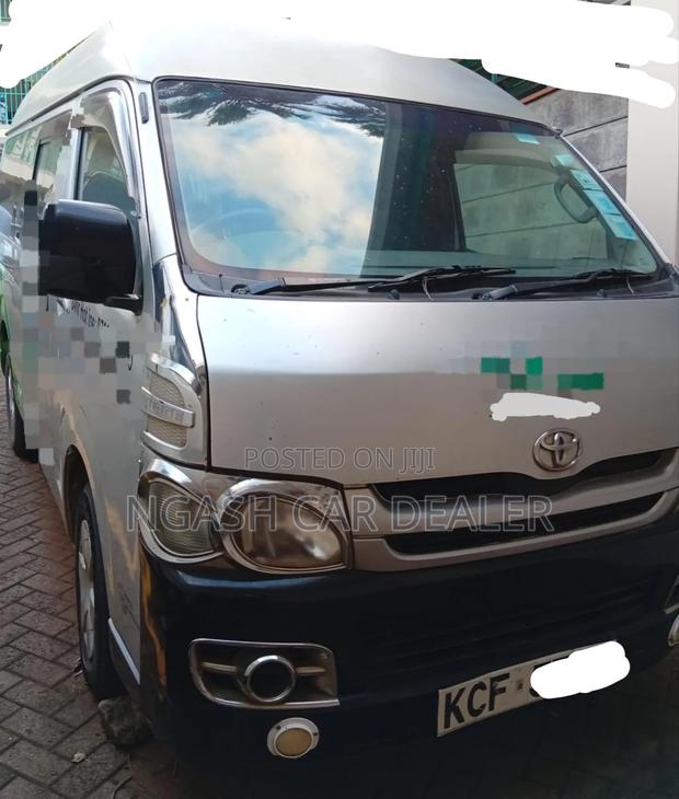 Toyota HiAce 2008 Silver - thumbnail 2