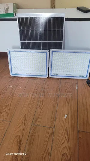 Jsot 2-in-1 Solar Floodlight System 400w