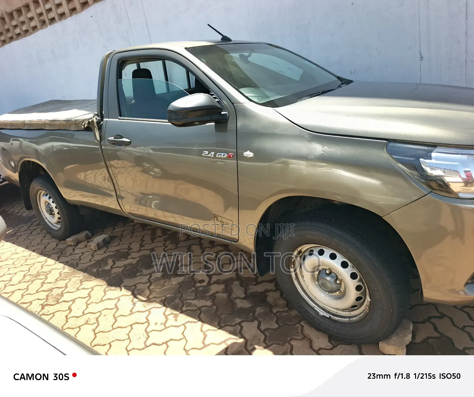 Toyota Hilux 2021 Gold