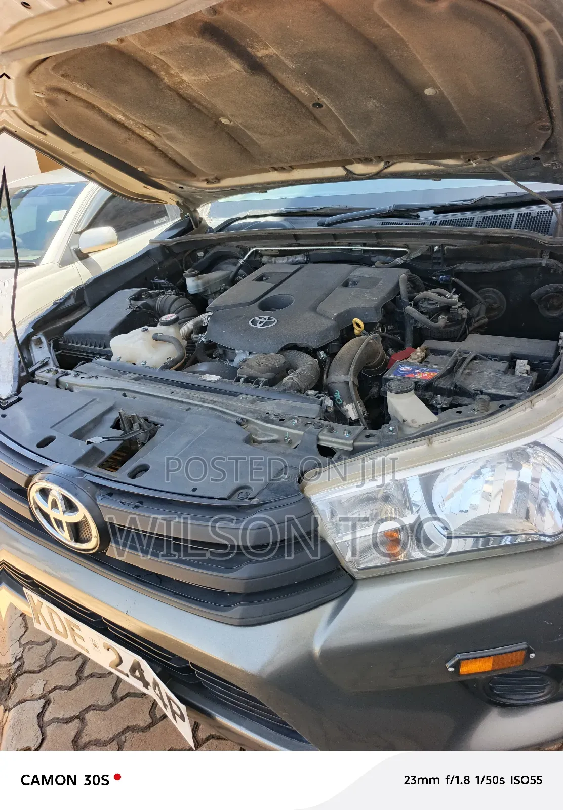 Toyota Hilux 2021 Gold