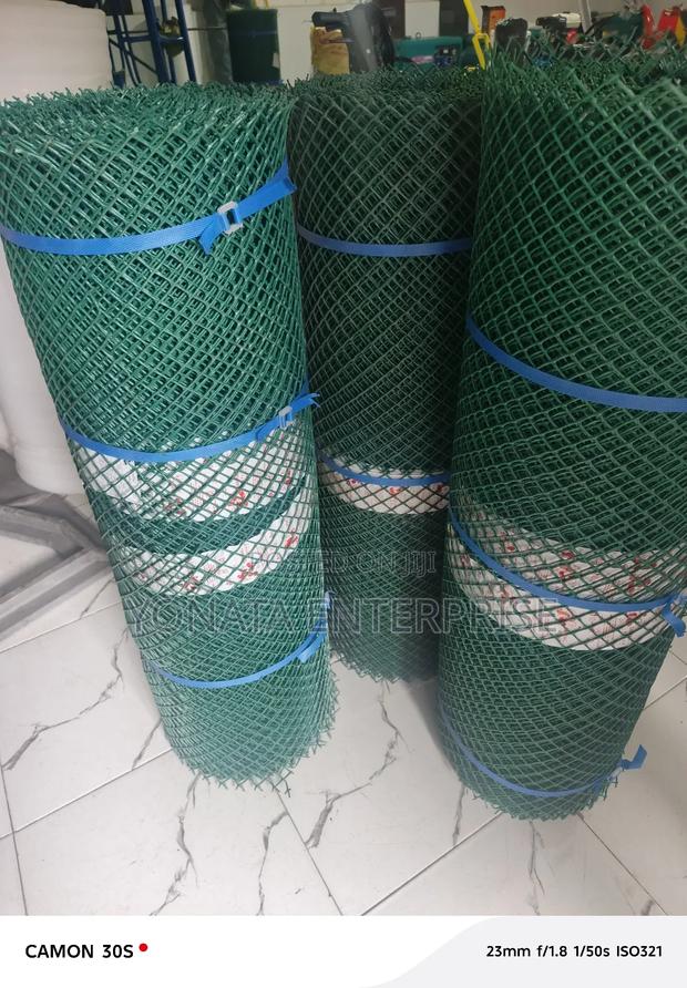 Plastic Poultry Mesh - main view