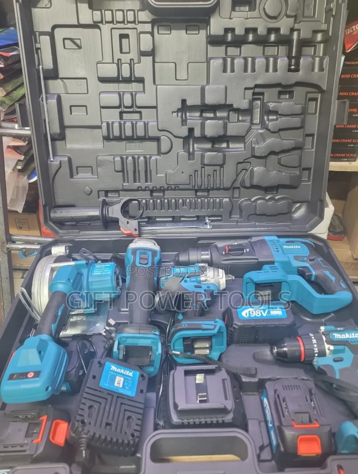 5 in 1 Makita Drill Set/Comprehensive Power Tool Combo Kit