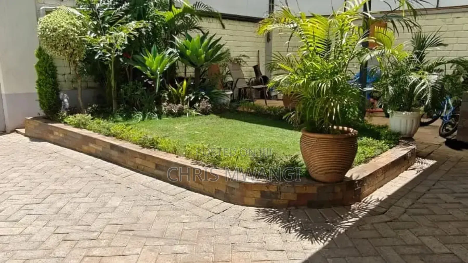 4bdrm Mansion in Desiciple Court, Kamakis for sale