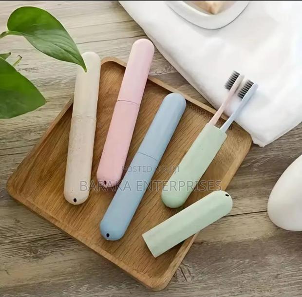 Travel Toothbrush Holder*