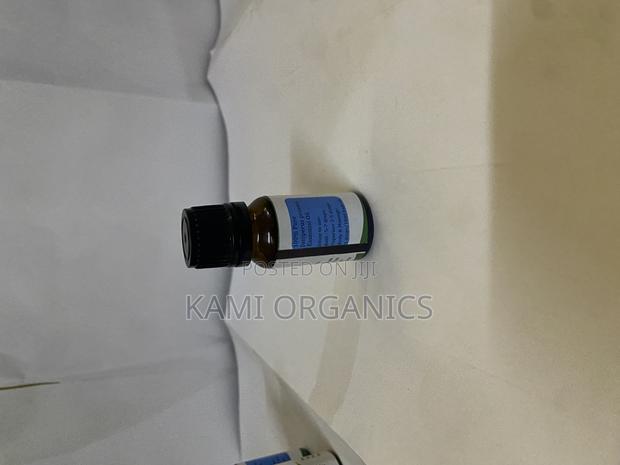 Cedarwood Essential Oil - thumbnail 3