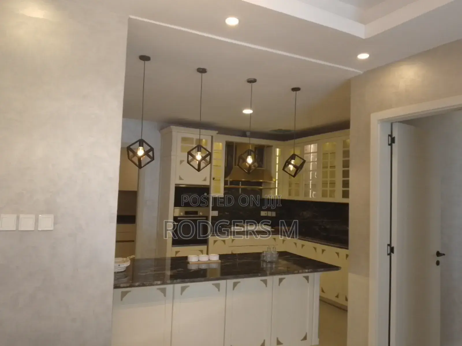 4bdrm Duplex in Spring Valley for sale