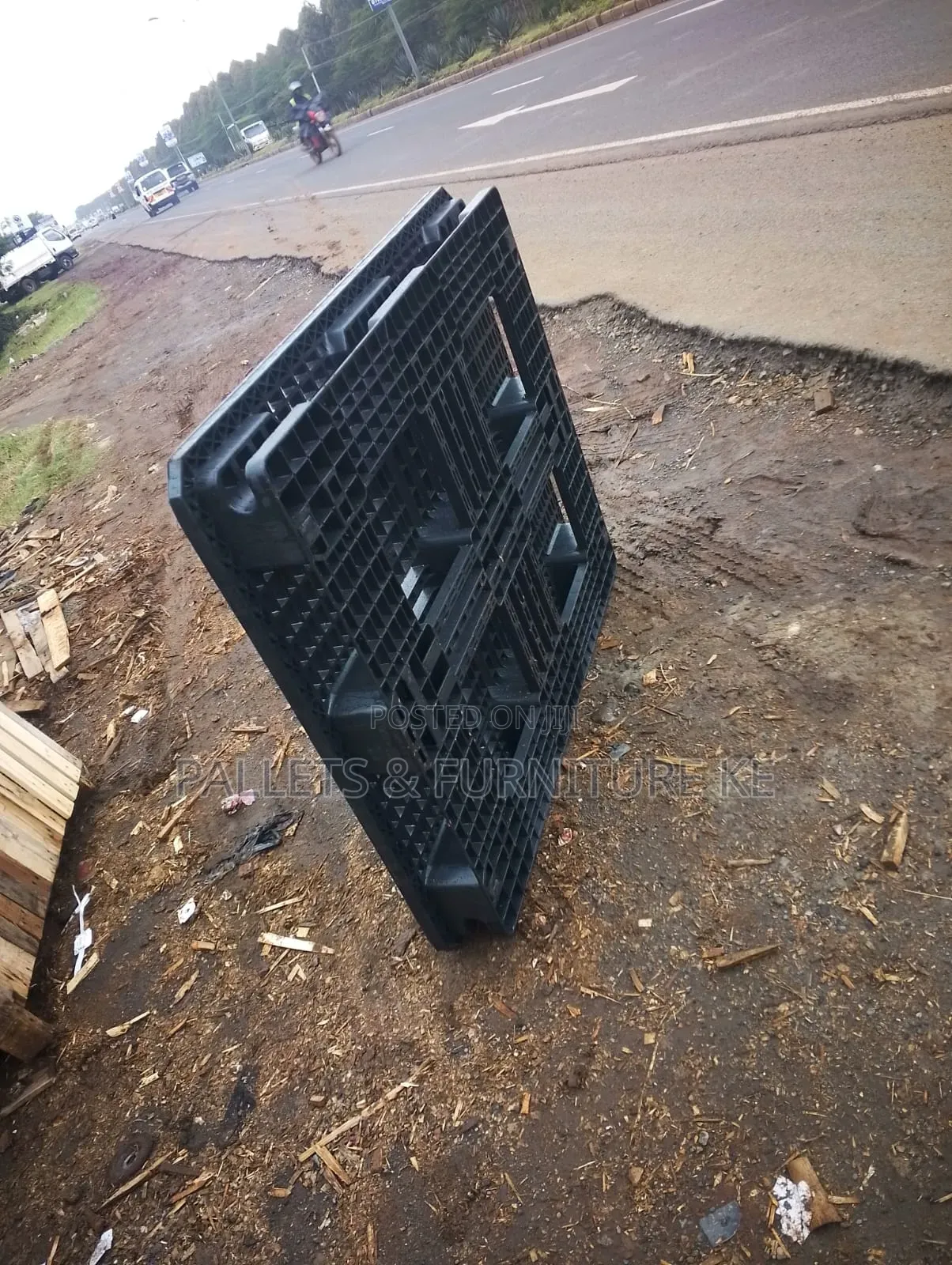 Titanium Reinforced Loadmaster Pallets