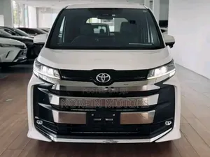 Toyota Noah 2019 Pearl