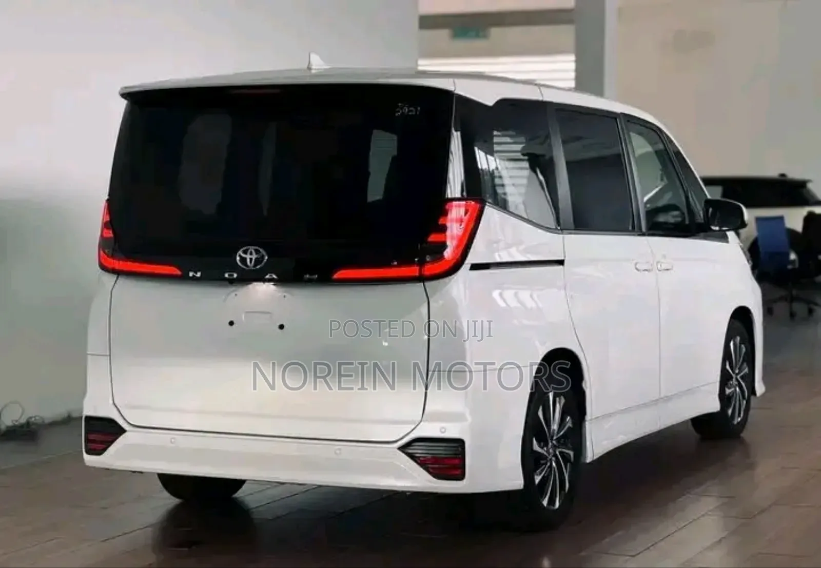 Toyota Noah 2019 Pearl