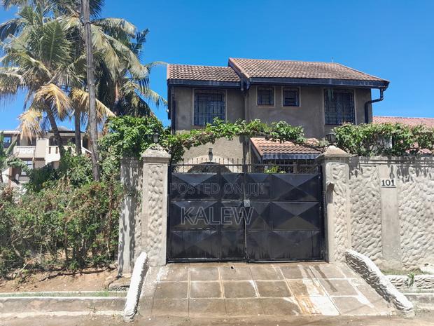 3bdrm Maisonette in Fahari Estate, Mtambo for rent